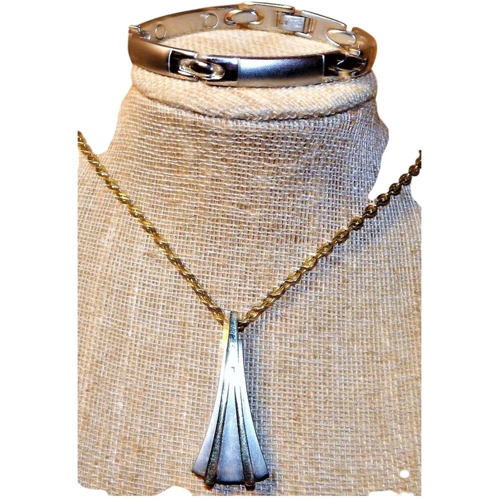 22" Silver & Gold Necklace & Magnet Link Bracelet Jewelry Lot